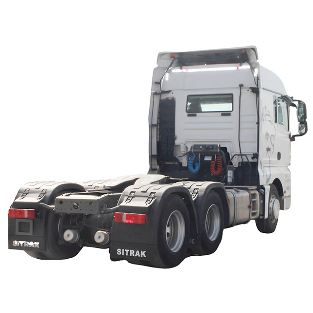 CNG Sinotruck Sitrak использовал тракторный грузовик 6x4